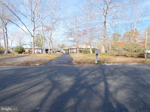 38 Cranberry Rd, Manahawkin, NJ, 08050-4933 | Card Image