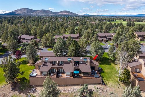 1970 Redtail Hawk Drive, Redmond, OR, 97756 | Card Image