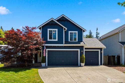 8517 36th Ave Ne, Marysville, WA, 98270-7247 | Card Image