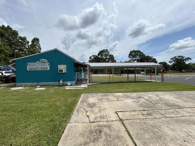 Commercial Sale in Patterson 3