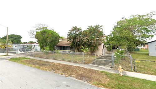 4231 Nw 172nd Dr, Miami Gardens, FL, 33055-4434 | Card Image