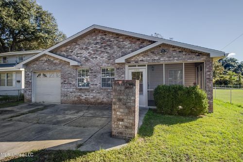 1310 36th Ave, Gulfport, MS, 39501-2637 | Card Image