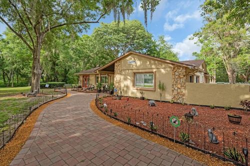 18039 N Us Highway 41, LUTZ, FL, 33549-4497 | Card Image