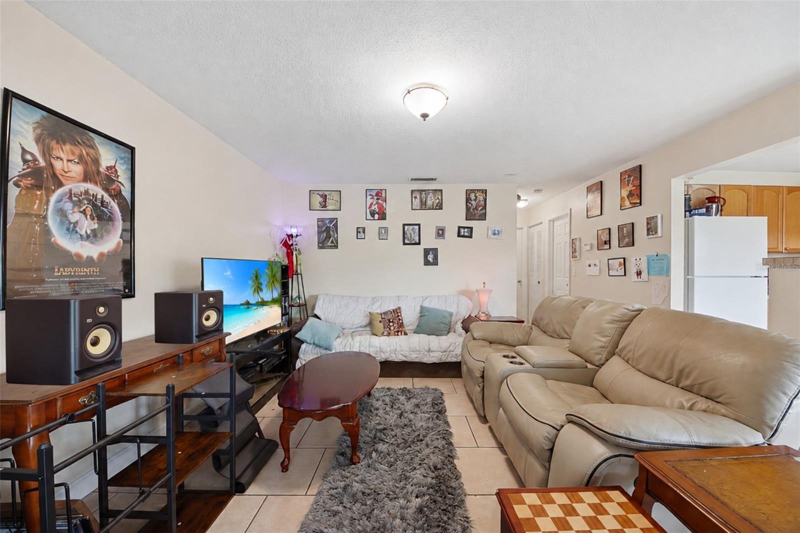 Residential in DAYTONA BEACH 3