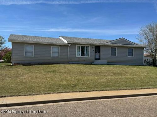 315 Spruce St, Dickinson, ND, 58601-5971 | Card Image