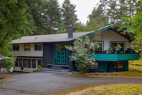 1074 Glen Forest Way, Victoria, BC, V9C3X8 | Card Image