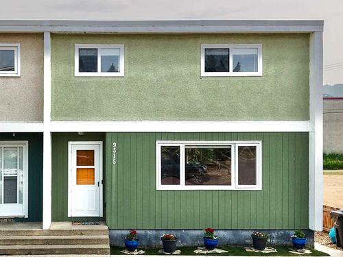 9515 89 Avenue, Peace River, AB, T8S1G7 | Card Image