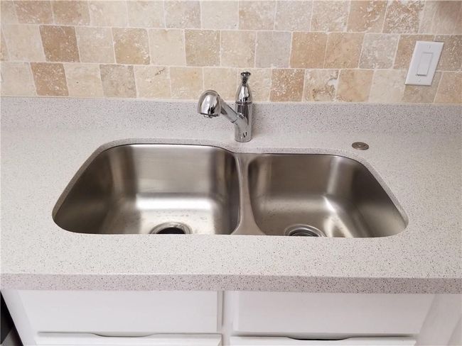 APT-906 - 4748 Old Bent Tree Ln, Condo with 1 bedrooms, 1 bathrooms and null parking in Dallas TX | Image 5