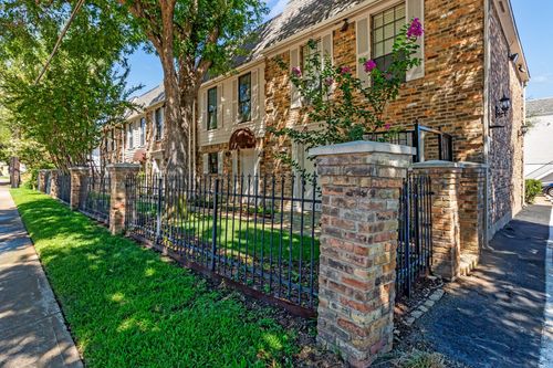2902 Wycliff Ave, Dallas, TX, 75219-2650 | Card Image
