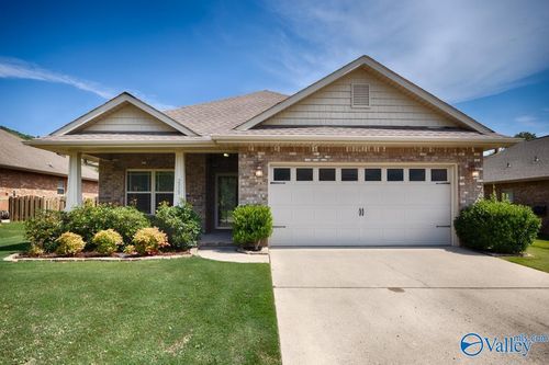 2920 Magnolia Park Dr Se, Owens Cross Roads, AL, 35763-8543 | Card Image