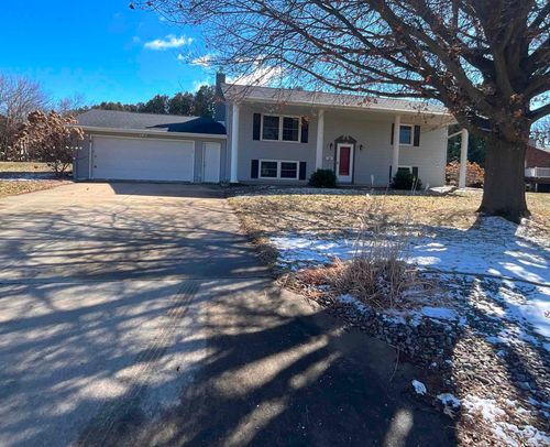 422 S 5 Th Avenue, New Hampton, IA, 50659 | Card Image