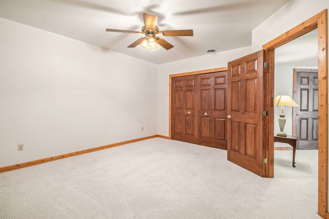 4592 Glen Eagles Dr, Condo with 4 bedrooms, 4 bathrooms and null parking in Brighton MI | Image 32