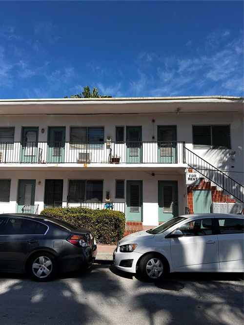 apt-9-800 Pennsylvania Ave, Miami Beach, FL, 33139-5712 | Card Image