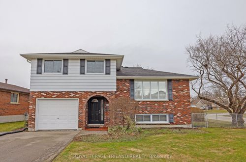 41 Lakeview Cir, St Thomas, ON, N5P4B7 | Card Image