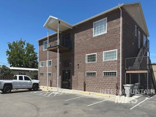 4105 N Adams St, Garden City, ID, 83714-6363 | Card Image