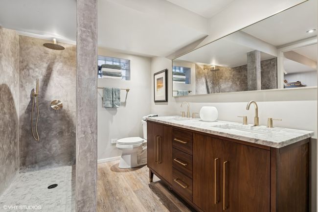Full bathroom on lower level | Image 27