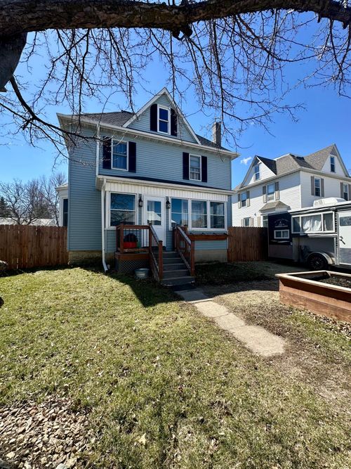 223 1st St S, Nerstrand, MN, 55053-4400 | Card Image
