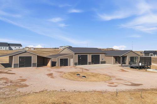 8106 Kimberwick Rd, Rapid City, SD, 57703-8527 | Card Image