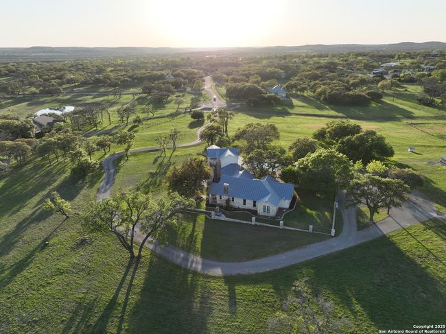 70 Cleo Ln, House other with 4 bedrooms, 4 bathrooms and null parking in Boerne TX | Image 76