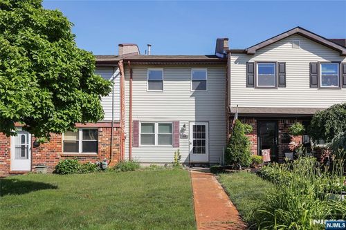 108 Greenwood Loop Rd, Brick, NJ, 08724-1257 | Card Image