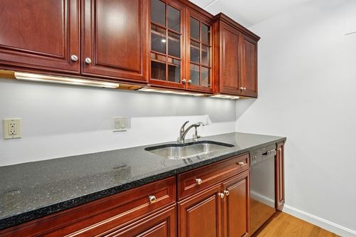 apt-39a-159 Main St, Stoneham, MA, 02180-1653 | Card Image