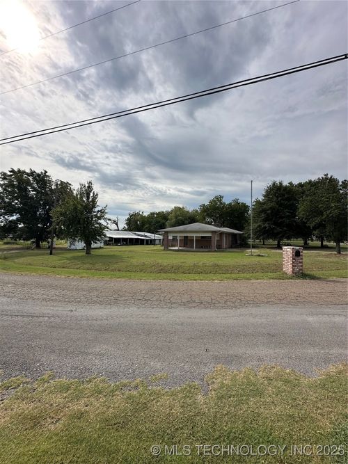 7841 N 134th East Ave, Owasso, OK, 74055-7110 | Card Image