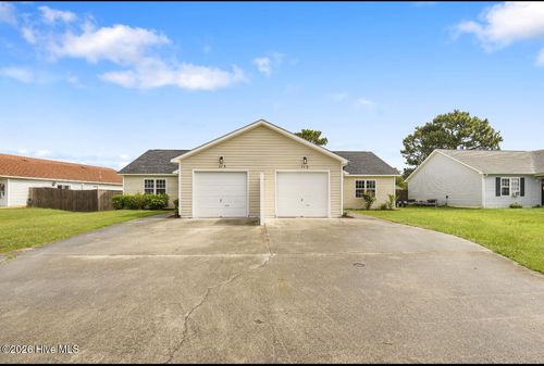 113 Charlton Rd, Hubert, NC, 28539-4556 | Card Image