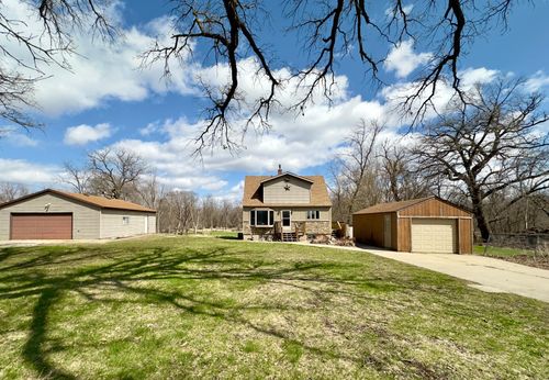 102 Graham St, Mapleview, MN, 55912-2931 | Card Image