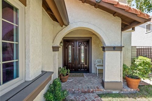 19800 Crystal Ridge Ln, Porter Ranch, CA, 91326-3856 | Card Image