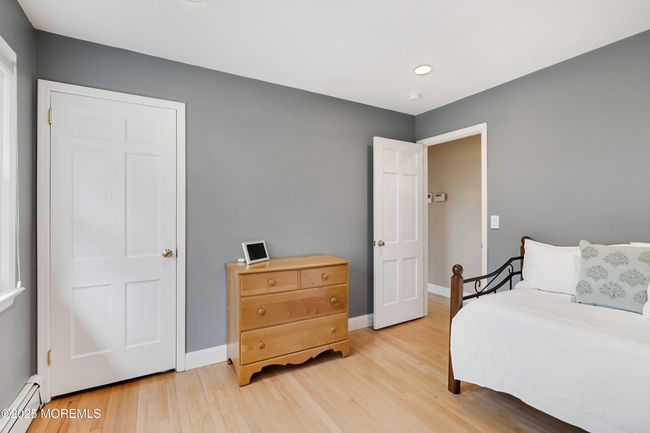 Third bedroom with large closet | Image 28
