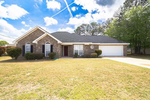 9 Megan St, Phenix City, AL, 36869-3470 | Card Image
