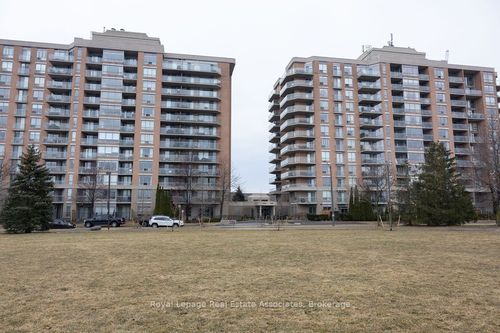 104-1150 Parkwest Pl, Mississauga, ON, L5E3K4 | Card Image