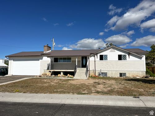 607 E Geneva, East Carbon, UT, 84520-7742 | Card Image