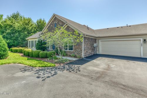 7c-1686 Hatterdale Farm Rd, Blountville, TN, 37617-5360 | Card Image