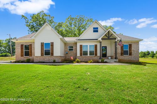 398 Moore Loop, Byhalia, MS, 38611-6961 | Card Image