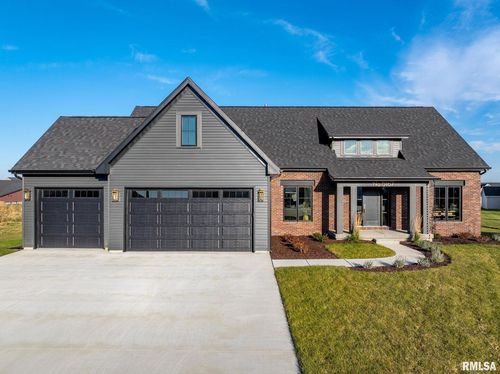 5167 Lakeside Ct, Bettendorf, IA, 52722-1423 | Card Image