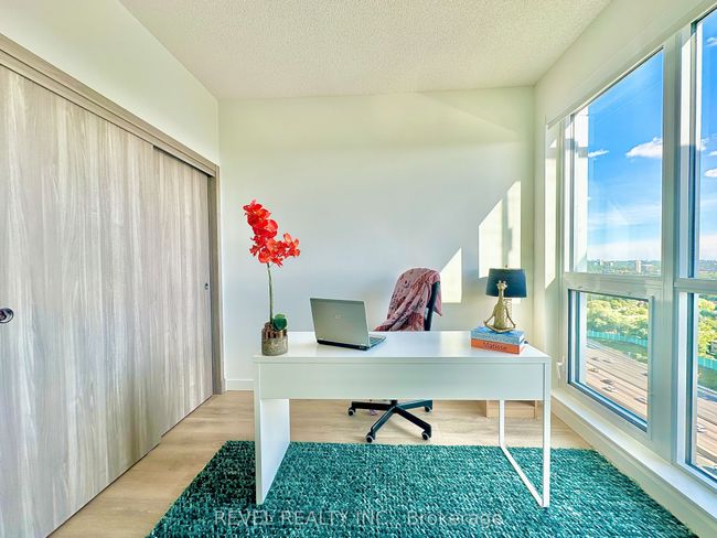 1902 - 25 Mcmahon Dr, Condo with 3 bedrooms, 3 bathrooms and 1 parking in North York ON | Image 31