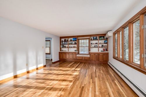 3 Ambler Way, Durham, NH, 03824-3200 | Card Image