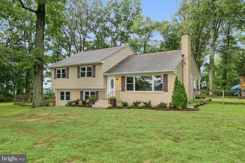 12645 Fingerboard Rd, MONROVIA, MD, 21770-8718 | Card Image