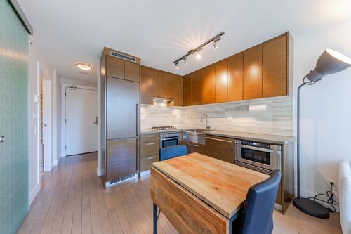 1106-535 Smithe St, Vancouver, BC, V6B0H2 | Card Image