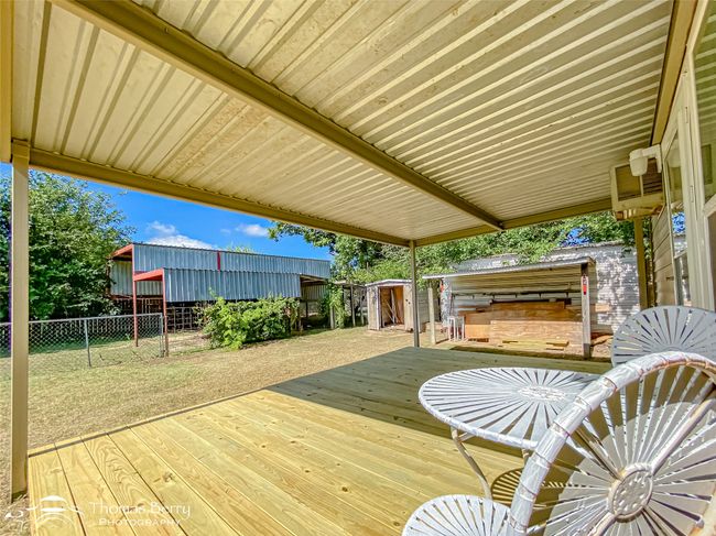 608 E 8 Th St, House other with 3 bedrooms, 2 bathrooms and null parking in Coleman TX | Image 39
