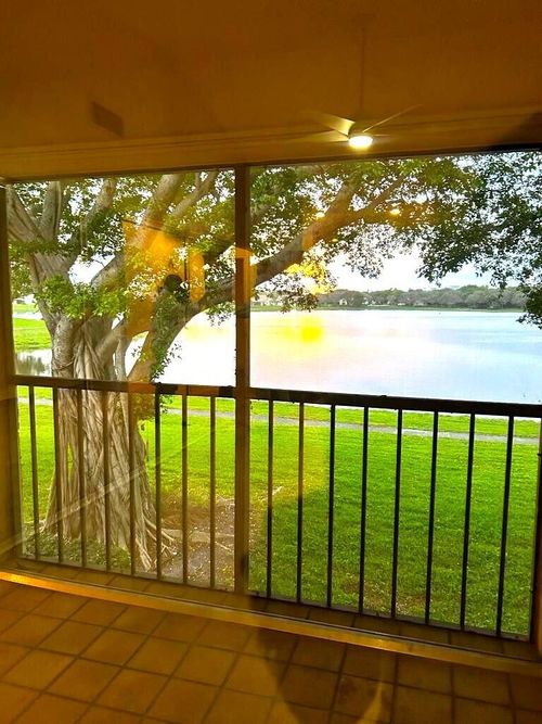 o-203-2900 Olivewood Terrace, Boca Raton, FL, 33431 | Card Image