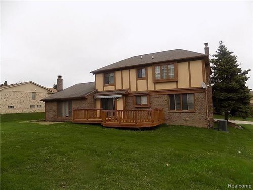 25493 Bridlepath Ln, Farmington Hills, MI, 48335-1121 | Card Image