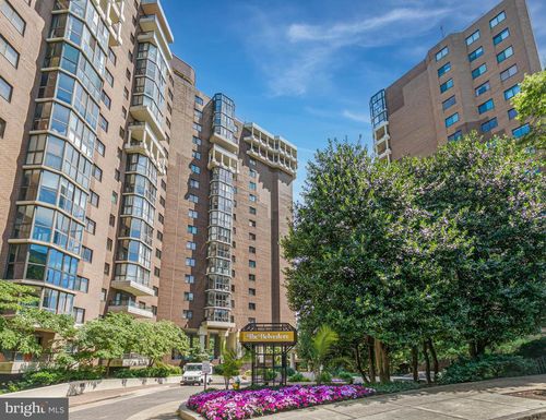 apt-1725-1600 N Oak St, ARLINGTON, VA, 22209-2770 | Card Image