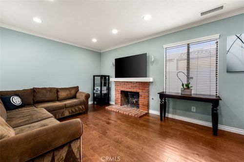 939 W 19th St, Costa Mesa, CA, 92627-4117 | Card Image
