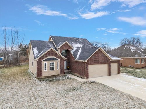 8440 Swan Ct, Ira, MI, 48023-2561 | Card Image