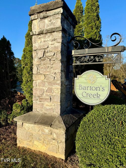 168 Coby Ln, Johnson City, TN, 37615-3099 | Card Image