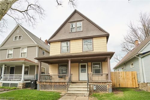 3218 Marvin Ave, Cleveland, OH, 44109-2131 | Card Image
