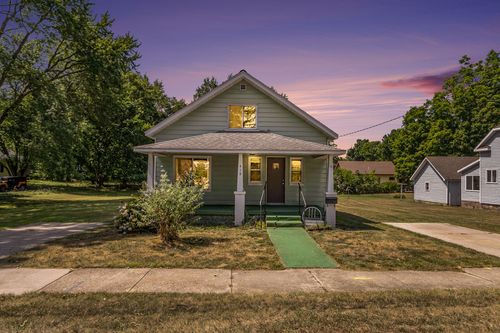 419 Griswold St, Hart, MI, 49420-1322 | Card Image