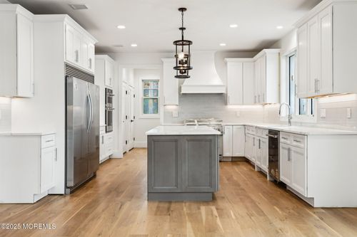 1 Foggia Way, Oceanport, NJ, 07757-1464 | Card Image